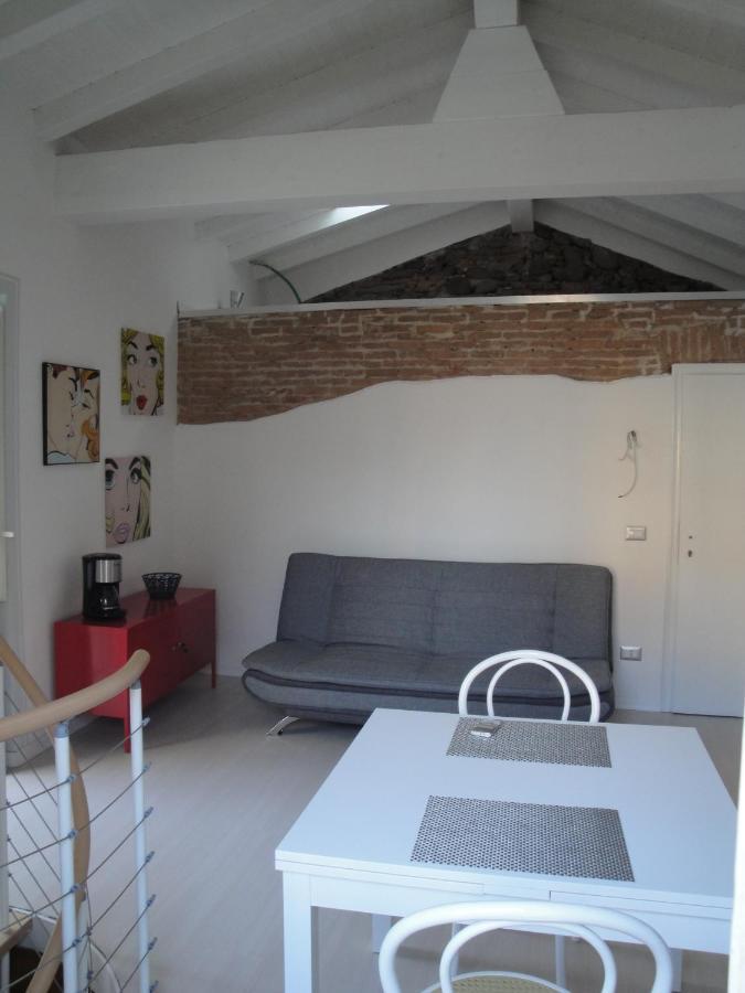 Vila Casa Le Corti Intra Exteriér fotografie